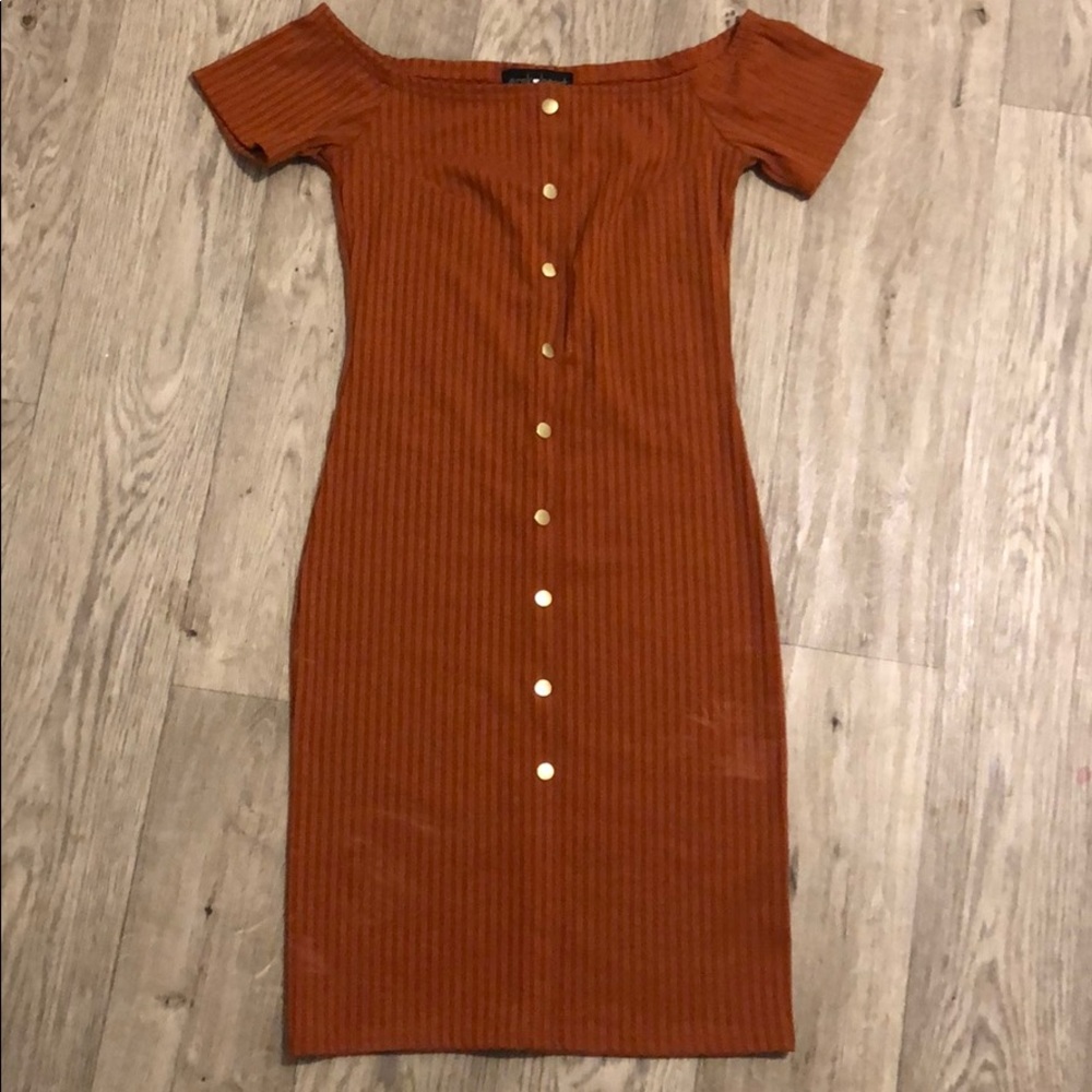 Fitted off shoulder dress
